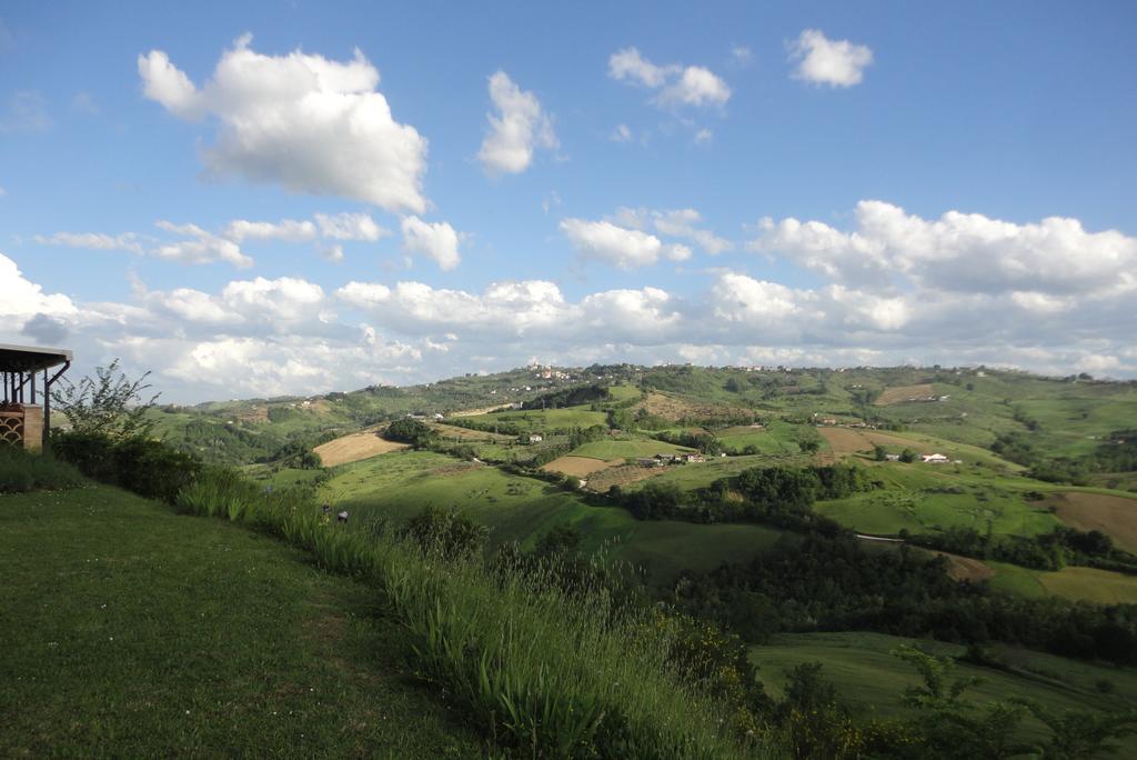 Appartamento Casa Adriana Penne Esterno foto