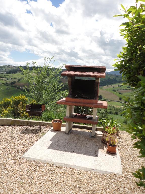 Appartamento Casa Adriana Penne Esterno foto